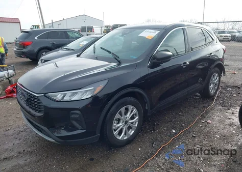 2024 Ford Escape Active z USA, uszkodzony, nr VIN 1FMCU0GN5RUB34409